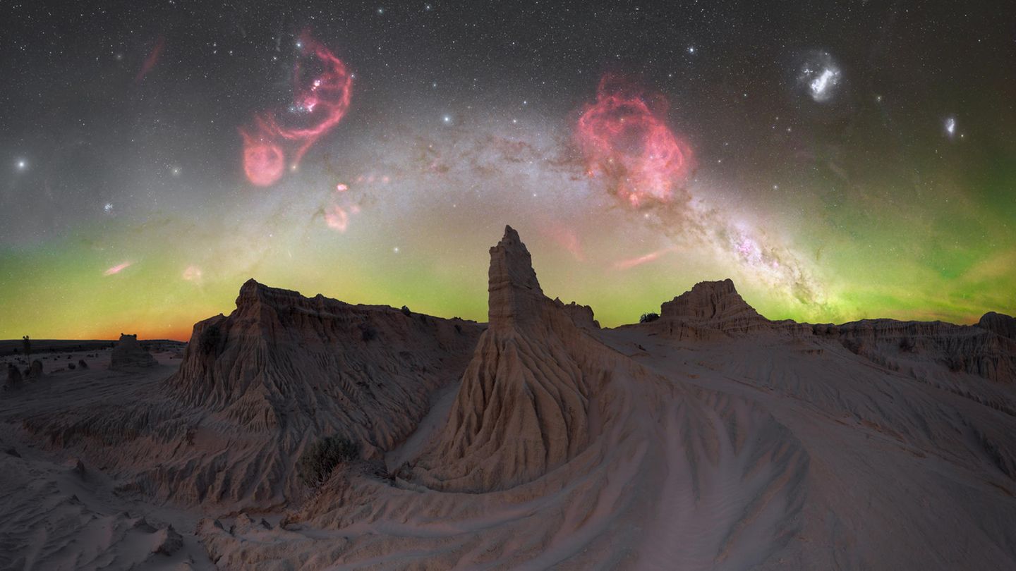Die Milchstraße über dem Mungo Nationalpark in Australien