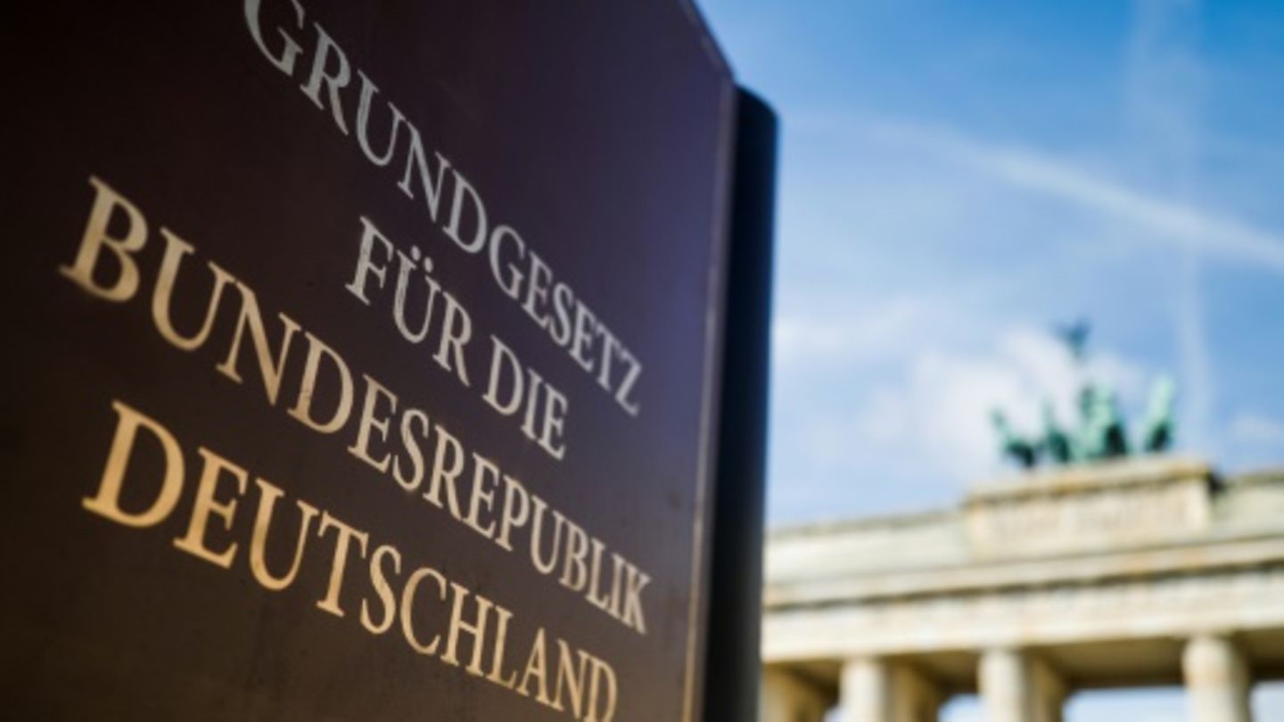 Staatsakt in Berlin anlässlich des 75. Jahrestages des Grundgesetzes