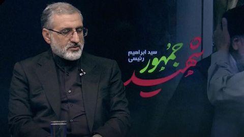 Tod von Raisi: Zeuge verrät neue Details über Helikopter-Absturz (Video)