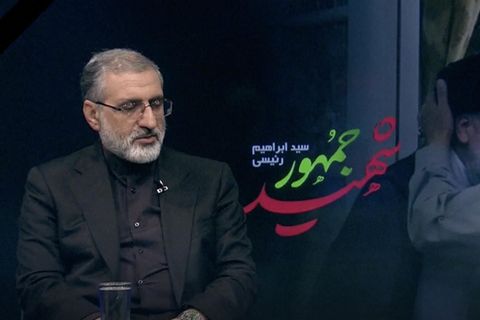 Tod von Raisi: Zeuge verrät neue Details über Helikopter-Absturz (Video)