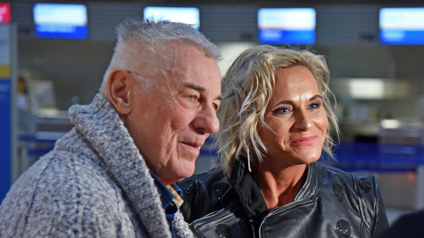 Heinz Hoenig is doing well after esophageal surgery
