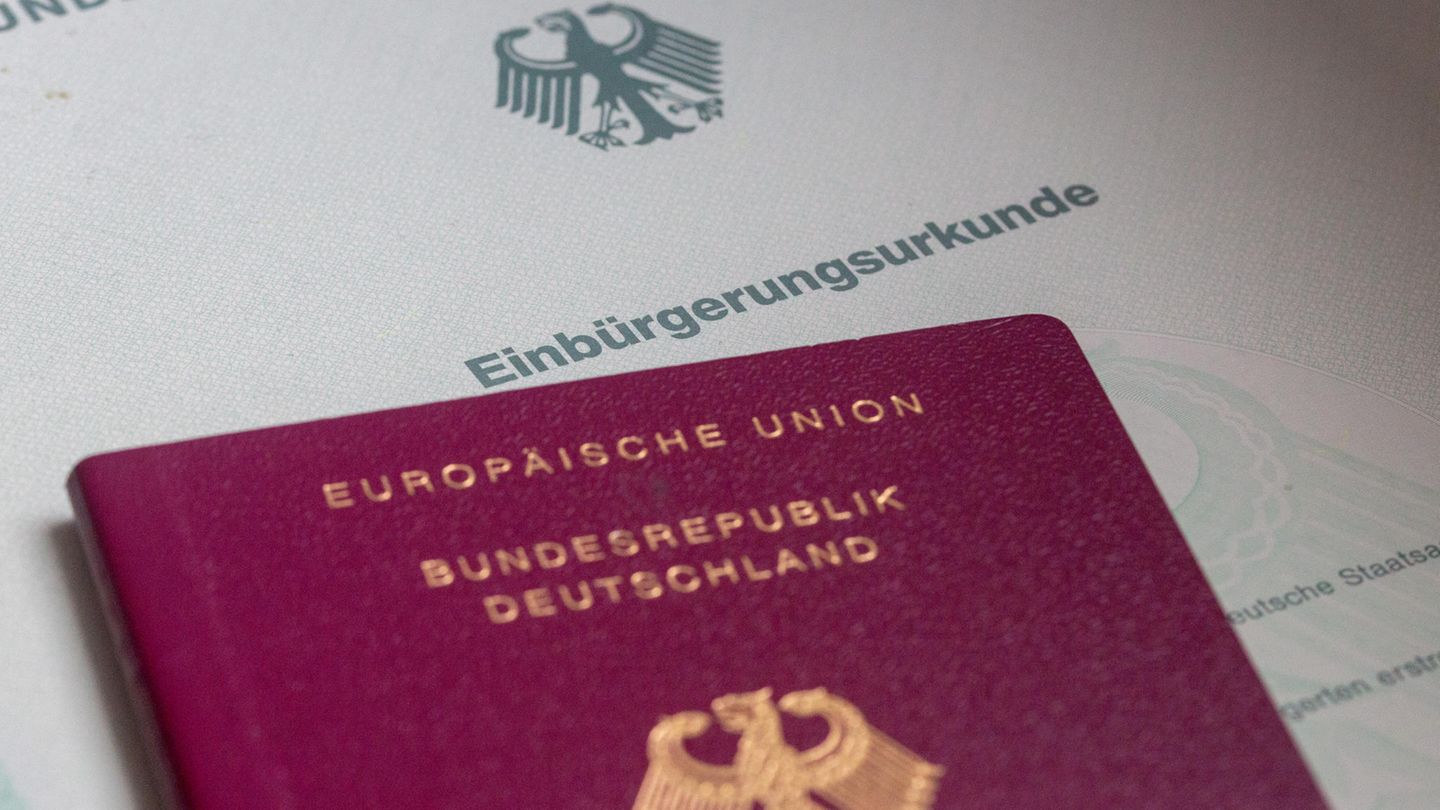 More Israelis want German citizenship