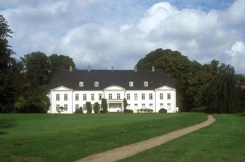 Internat Louisenlund: Wie auf Sylt sollen Jugendliche hier fremdenfeindliche Parolen gegrölt haben