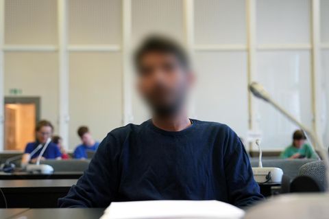 Geiselnahme am Hamburger Flughafen: Der Angeklagte Salman E. vor Gericht