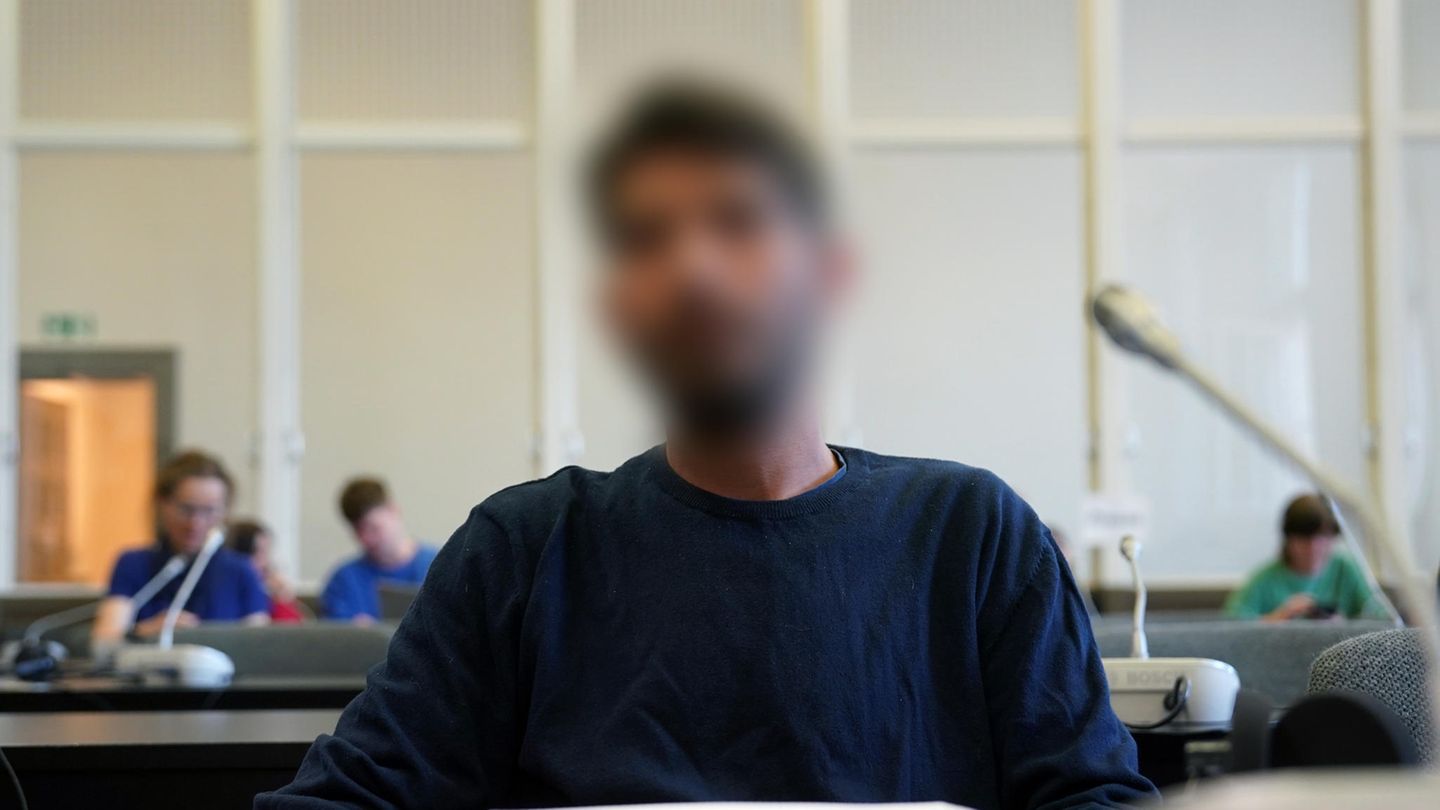 Geiselnahme am Hamburger Flughafen: Der Angeklagte Salman E. vor Gericht