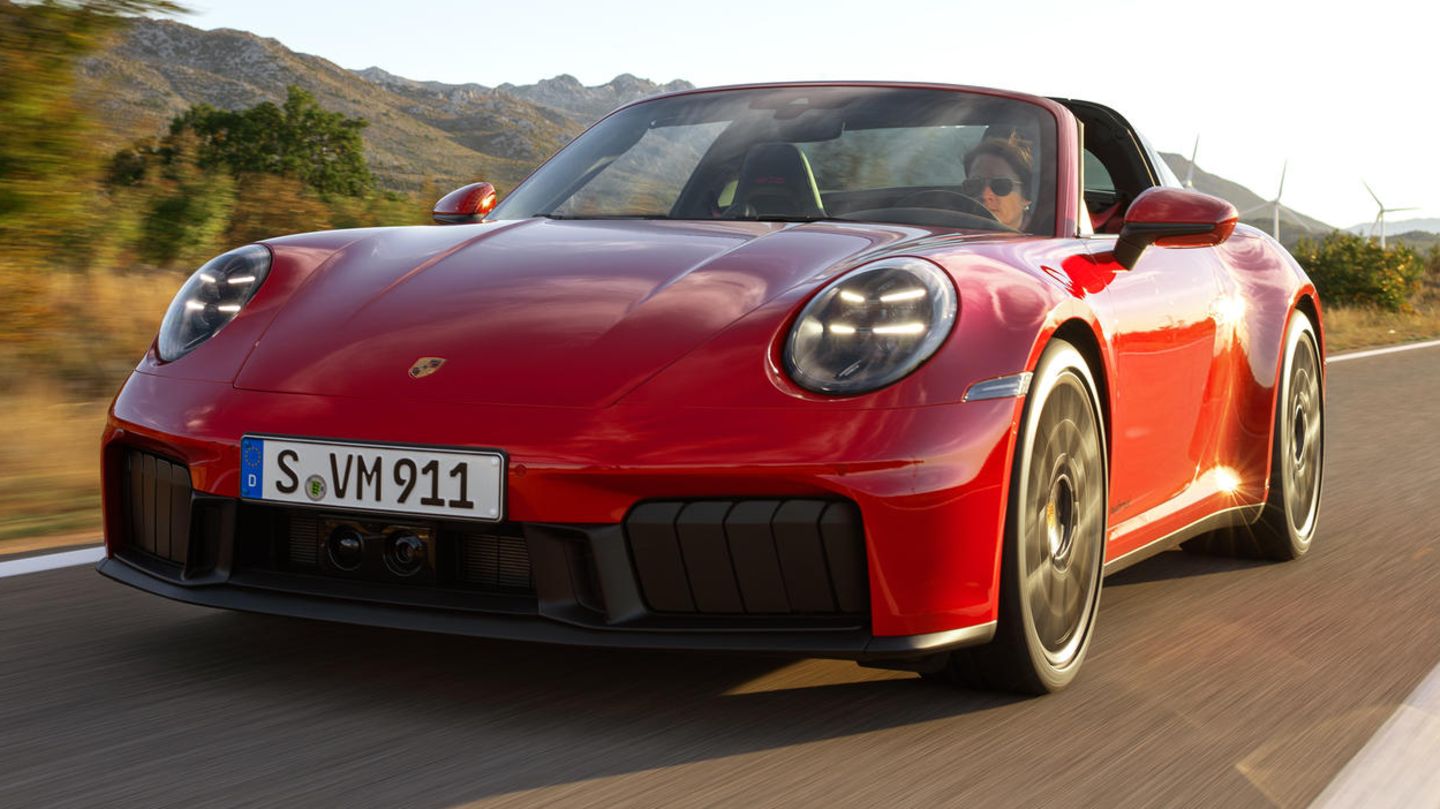 Porsche 911 T-Hybrid