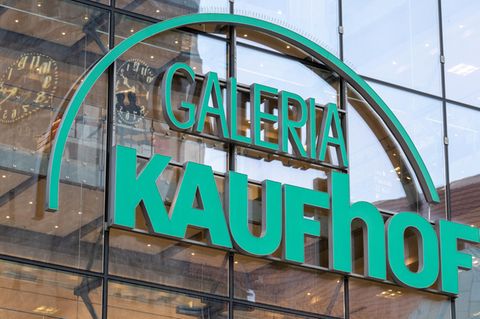 Der finanziell angeschlagene Warenhauskonzern Galeria Kaufhof schließt Ende August 16 seiner 92 Filialen