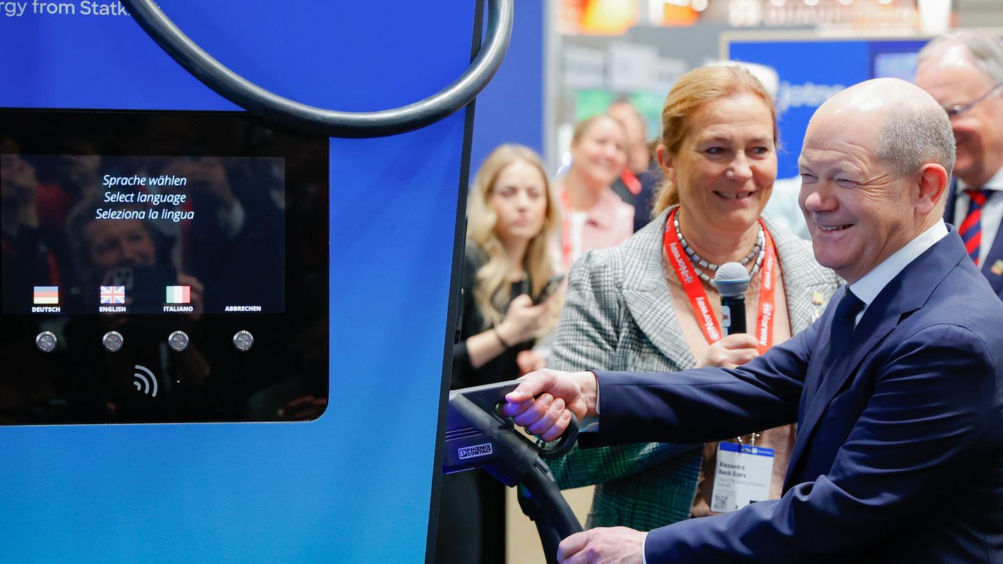 Bundesregierung: Bundeskanzler Scholz