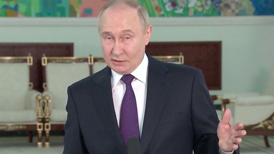Lieferung westlicher Waffen: Putin droht "kleinen" Staaten Europas Lieferung westlicher Waffen: Putin droht "kleinen" Staaten Europas