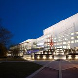 Schrauber gesucht: Technoseum in Mannheim  Das Technoseum in Mannheim hat nichts mit der Musikrichtung, dafür sehr viel mit der Technikgeschichte der vergangenen 200 Jahre zu tun. Es ist eines der größten Museen der Technikgeschichte in Deutschland. Auf 10.000 Quadratmetern wird die Entwicklungn Naturwissenschaften und Technik vom 18. Jahrhundert bis heute nachgezeichnet. Viele der ausgestellten Maschinen sind funktionstüchtig und werde live vorgeführt – von der original erhaltenen Textilweberei aus dem Schwarzwald bis hin zur zischenden Dampfmaschine. Die Technik will gepflegt werden und so sind Ehrenämtler immer gern gesehen. 