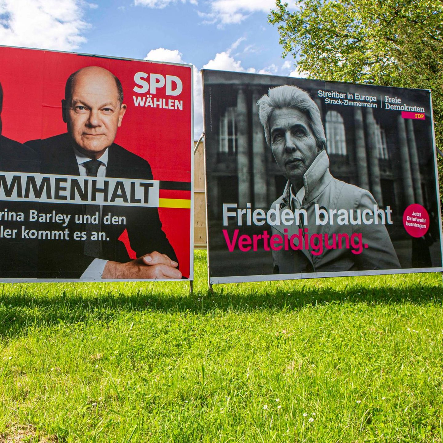 人文 AKTEN ZUR DEUTSCHEN AUSWARTIGEN POLITIK Wir Arbeiter sind erwacht Wir wählen Nationalsozialisten