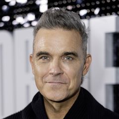 Bildkombination Robbie Williams vor Ozempic und danach