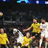 In der zweiten Spielhälfte kam Real besser in Fahrt und belohnte sich in Minute 74 durch Verteidiger Dani Carvajal (3.v.r) mit dem 1:0.