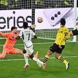 Nur neun Minuten später legte Vinícius Júnior mit dem 2:0 für die Spanier nach.