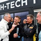 Henry Maske, Boxlegende und Weltmeister im Halbschwergewicht, im Gespräch mit Rainer Dörr, Thomas Michel, Research & Development Director Deutschland bei Pirelli und Christian Gebhardt Fahrer beim 24h Rennen auf dem KTM X-Bow GT2.