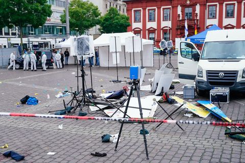 Mannheim: Der Marktplatz von Mannheim, wo es am Freitag zu einer Messerattacke gekommen war © Uwe Anspach / DPA