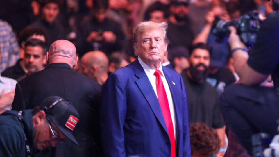 Am vergangenen Wochenende war Donald Trump bei einem "Mixed Martial Arts"-Kampf in New Jersey zu Gast und im Zentrum der Aufmerksamkeit. Dort zumindest bekam er viel Applaus.