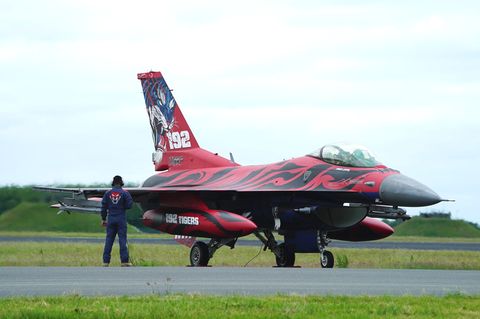 Jets in Sonderlackierungen donnern über Jagel