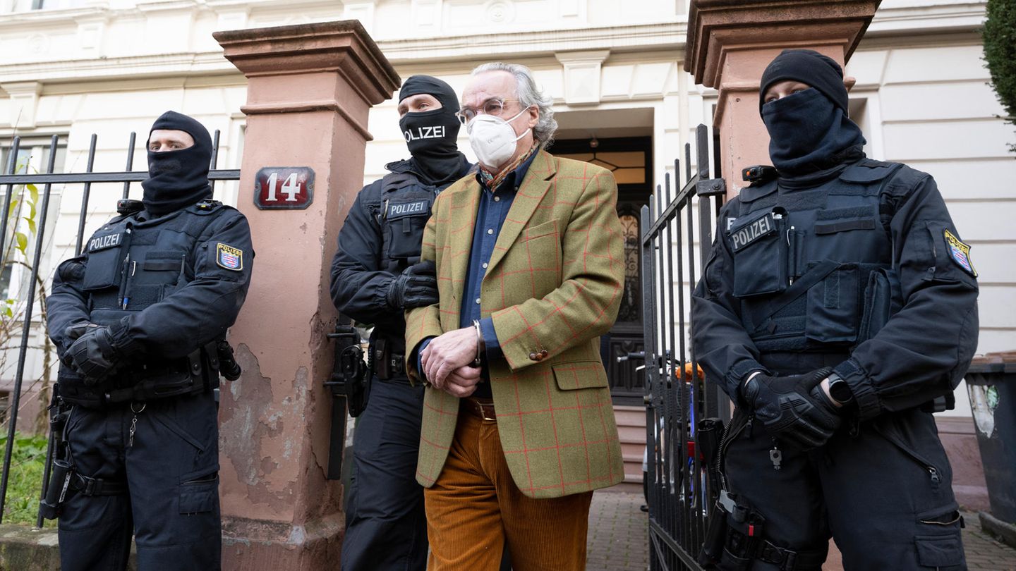 Raids against “Reichsbürger” from Prince Reuss’s circle in several federal states