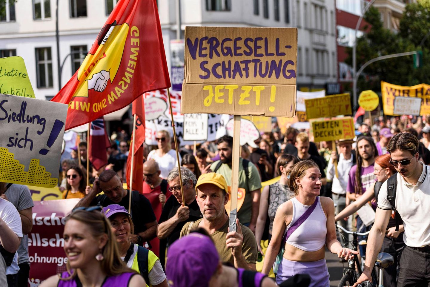 Demonstration gegen Mietpreise und Wohnungsnot in Berlin am 1. Juni.