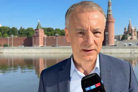 Munz aus Moskau: Selenskyj wirbt für Friedensgipfel: "Russland versucht möglichst viele Staaten davon abzuhalten"
