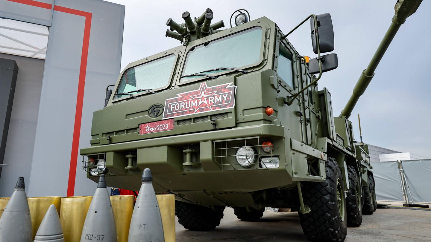 Artillery system from Russia spotted in combat zone