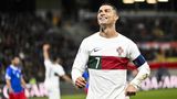 Cristiano Ronaldo, Portugal, Al-Nassr FC, 39 Jahre alt, spielt in Saudi Arabien und hat für Portugal in der EM-Qualifikation zehn Tore erzielt. Was soll man sagen?