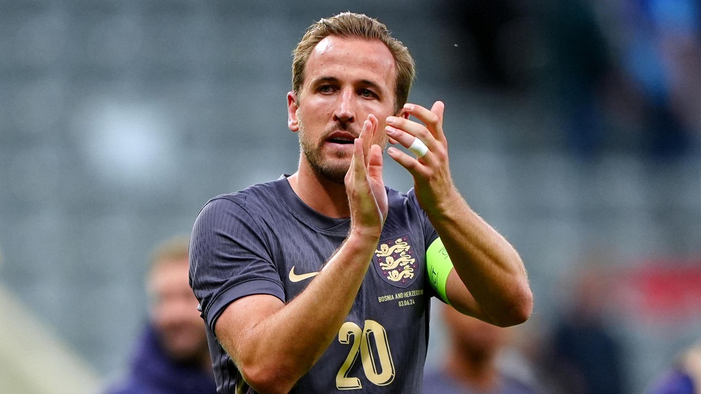 Harry Kane, England, FC Bayern München, 30 Jahre alt, ist die Tormaschine schlechthin. Vielleicht gewinnt er mit England im Land seines Arbeitgebers den ersten Titel seiner Karriere