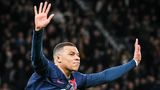 Kylian Mbappé, Frankreich, 25 Jahre alt, bester Fußballer der Welt, spielte bei Paris Saint-Germain und demnächst für Real Madrid.