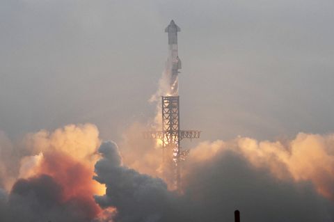 SpaceX's Mega-Rakete Starship startet zu ihrem dritten Testflug von der Starbase in Boca Chica
