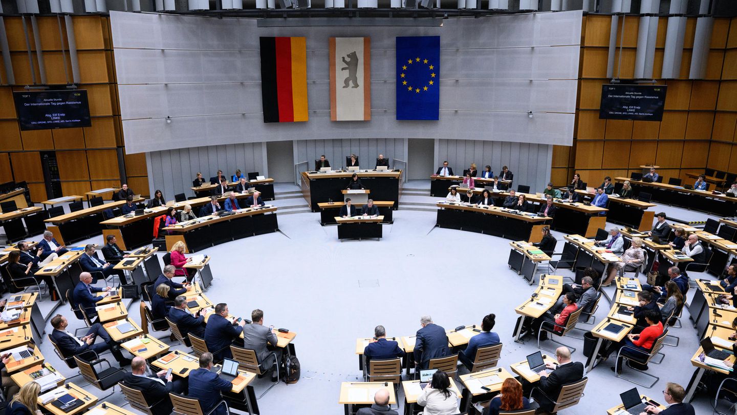 Berliner Abgeordnetenhaus: Grünen-Politikerin empört mit Zwischenruf bei Debatte über getöteten Polizisten
