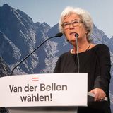 Heide Schmidt, 75, war jahrelang liberales Aushängeschild der FPÖ, kandidierte in Jörg Haiders Auftrag als Bundespräsidentin. Später sagte sie sich los und gründete das Liberale Forum. Sie tritt als Zeugin auf