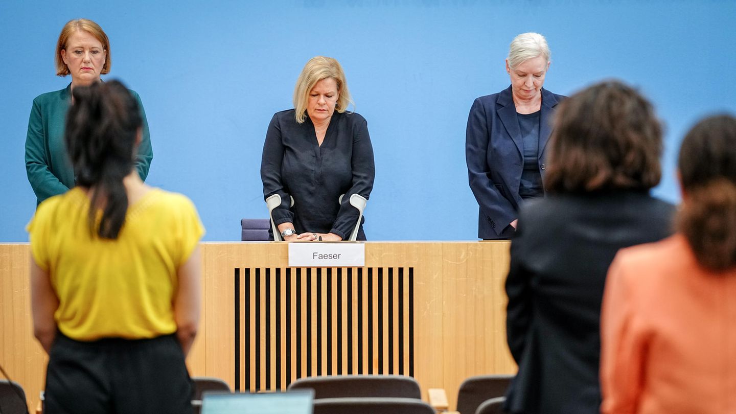 Trauer um Polizisten Rouven L. aus Mannheim
