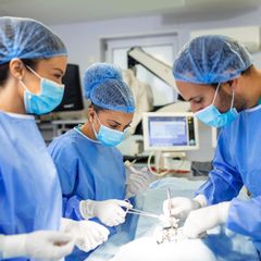 Hier finden Sie ausgezeichnete Kliniken im Bereich Herzchirurgie. 