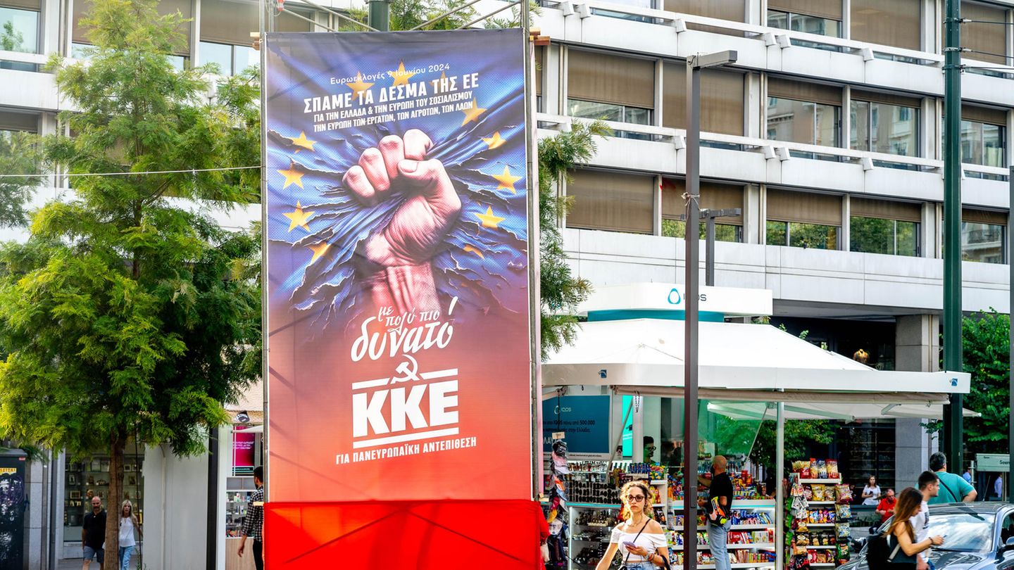 EU-Abgeordnete Hannah Neumann: Eine Hand, die eine EU-Flagge zerreißt – die Wahlwerbung der griechischen Kommunisten Eine Hand, die eine EU-Flagge zerreißt – die Wahlwerbung der griechischen Kommunisten