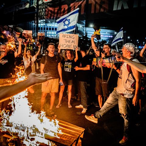In Israel gibt es immer wieder Demonstration zur Freilassung der Geiseln in Gaza. Zuletzt hier in Tel Aviv unter der Woche