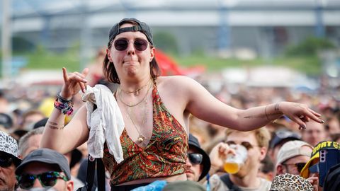 "Wanda" scheint genau den Geschmack dieser Zuschauerin bei Rock am Ring zu treffen