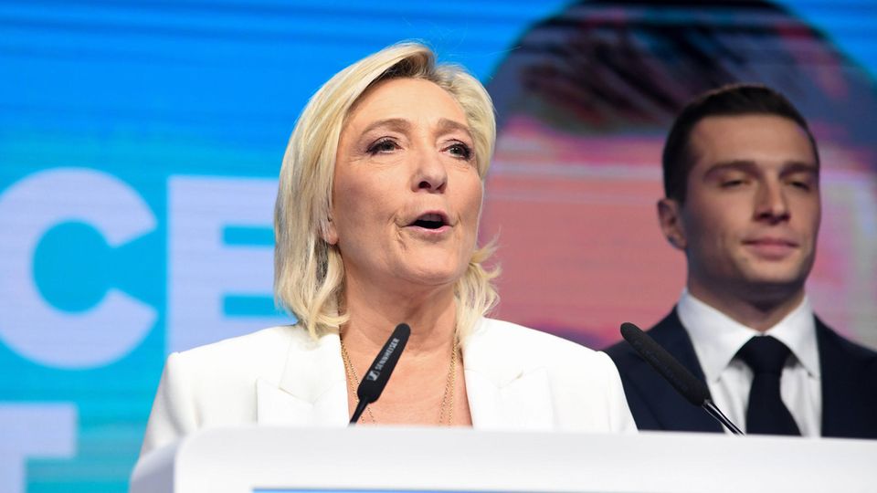 Große Gewinner der Europawahl in Frankreich: Marine Le Pen und Europawahl-Spitzenkandidat Jordan Bardella