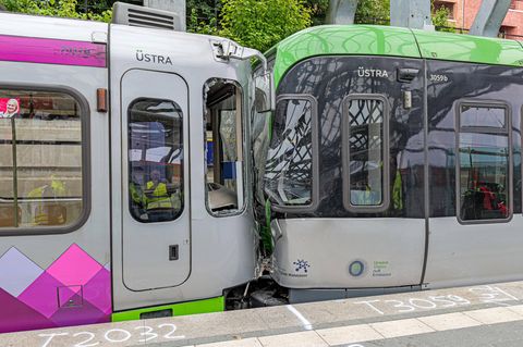 Hannover: Bei einem Stadtbahn-Unfall sind zwei Bahnen zusammengestoßen