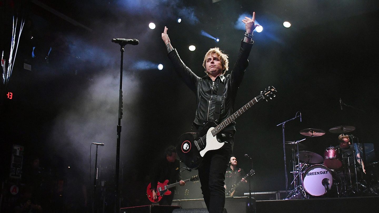 Green-Day-Sänger Billy Joe Armstrong feiert sich, die Fans und das Jubiläum seiner berühmtesten Alben