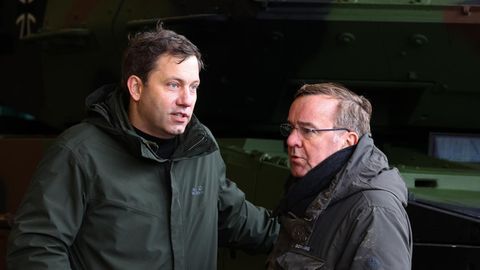 Die SPD um Lars Klingbeil stützt den Wehrpflicht-Vorschlag von Verteidigungsminister Boris Pistorius