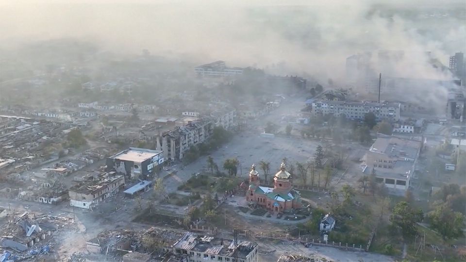 Archivbilder zeigen eine nach russischem Angriff zerstörte Region in der Ukraine