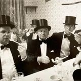 Foto von Volker Krämer: Ein Männerclub mit Zylinder
