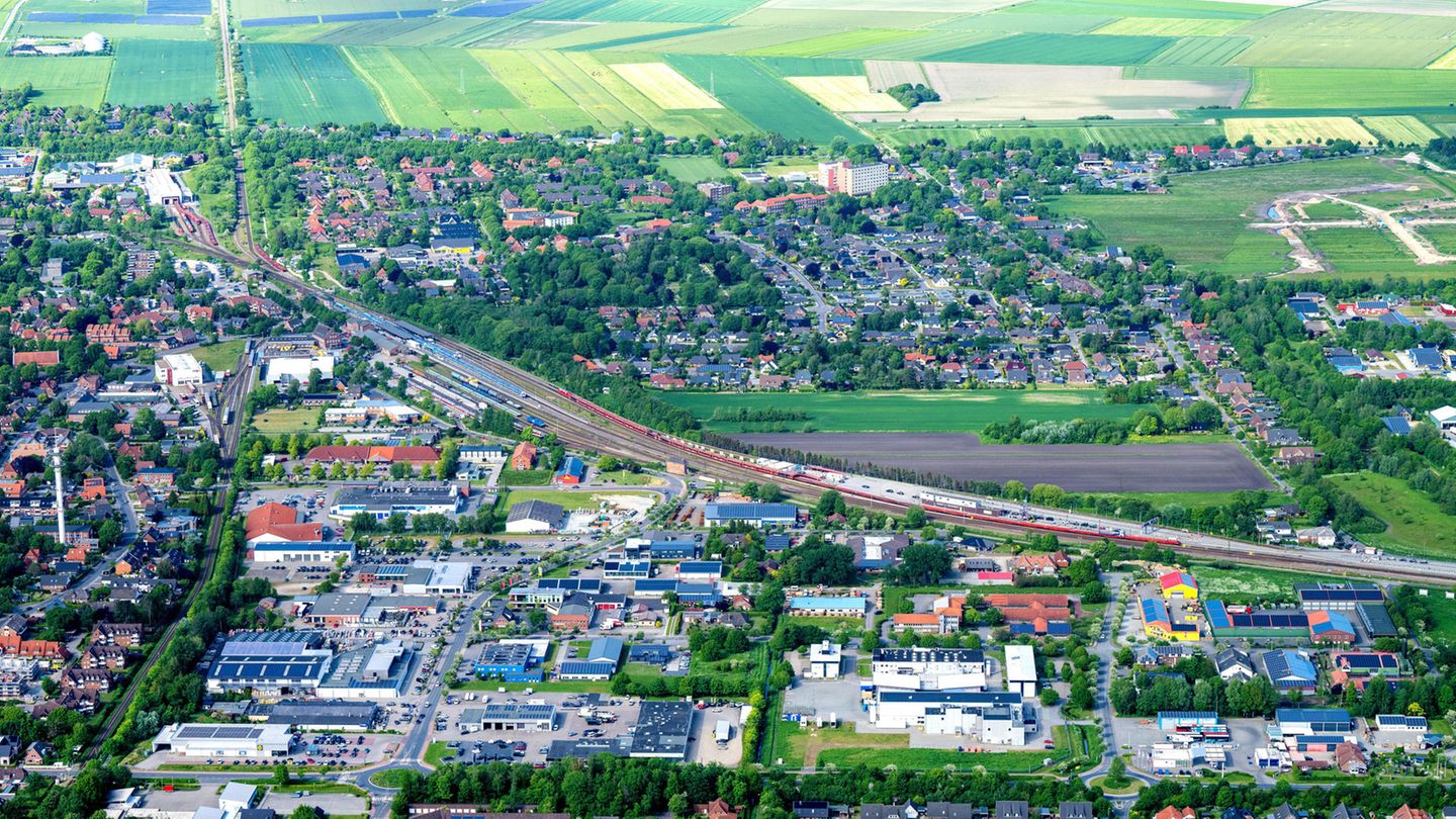 Luftbild von Niebüll im Kreis Nordfriesland, Schleswig-Holstein
