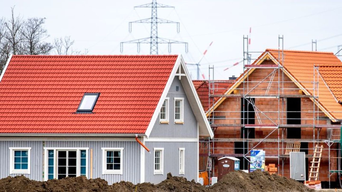 Wohnungsmarkt: Einfamilienhäuser im Saarland günstiger