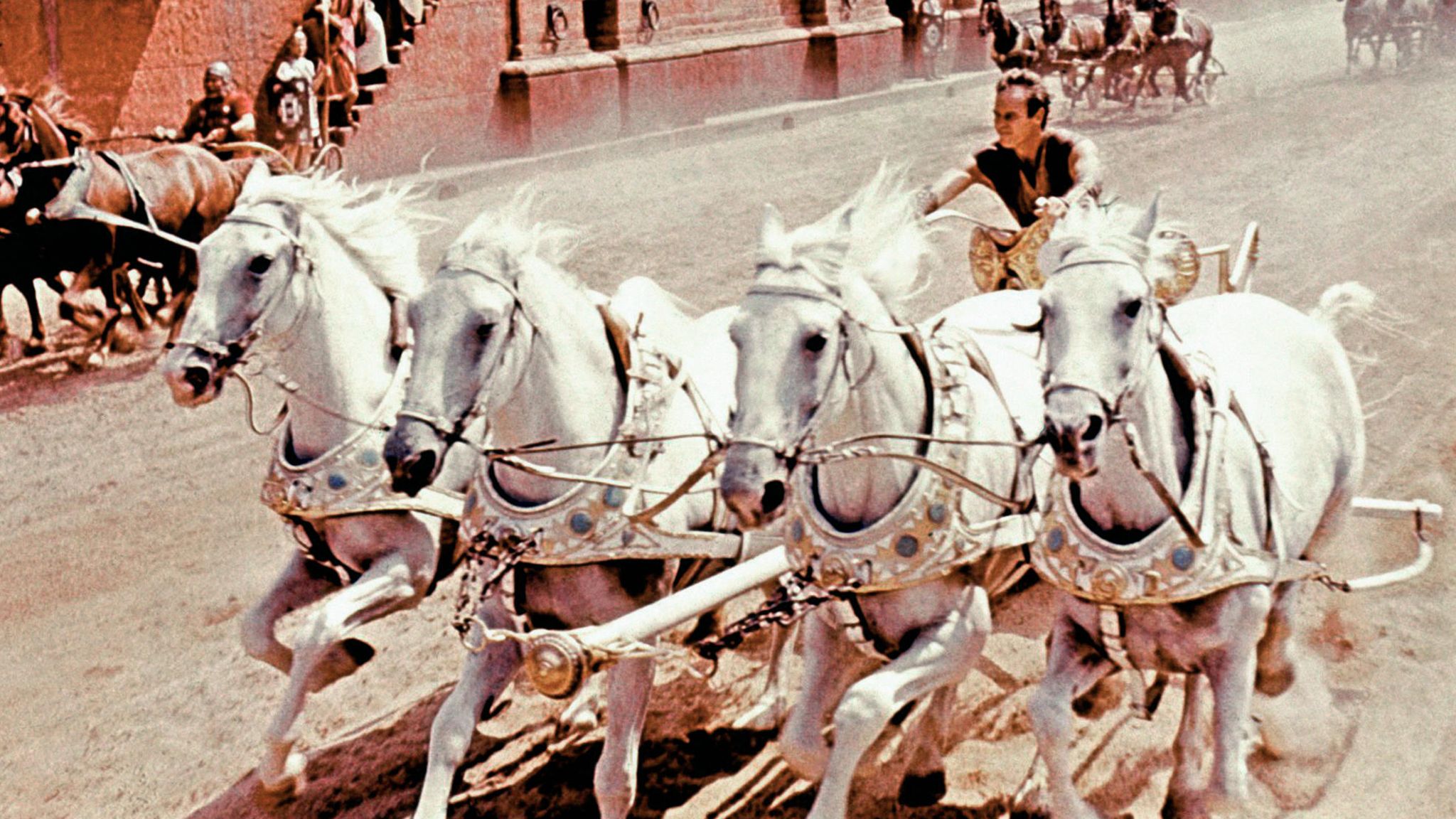 Legendäre Filmszene: Das Epos "Ben Hur" mit Charlton Heston von 1959 zeigt ein spektakuläres Wagenrennen im Circus Maximus. Der Klassiker gehört zu den aufwendigsten Filmen seiner Zeit  