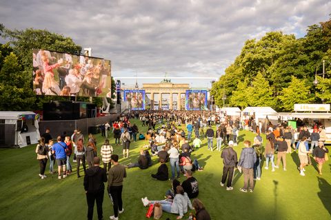 Die EM-Fanmeile am Brandenburger Tor in Berlin (Archivbild)