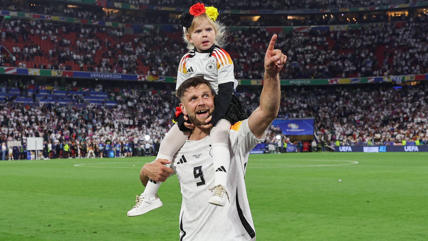 EM 2024: Niclas Füllkrug celebrates DFB victory with his daughter