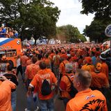 Sogar ein Fanbus hat es in die Hansestadt geschafft