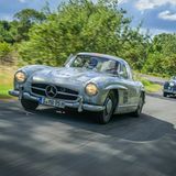 Viele der teilnehmenden Klassiker – sie alle mussten bei der historischen Mille-Miglia-Rallye von 1927 bis 1957 startberechtigt sein – sind millionenschwer. 